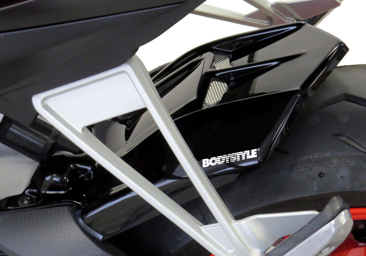 BODYSTYLE Hinterradabdeckung passend für APRILIA Tuono 660 / Factory 2021-2026