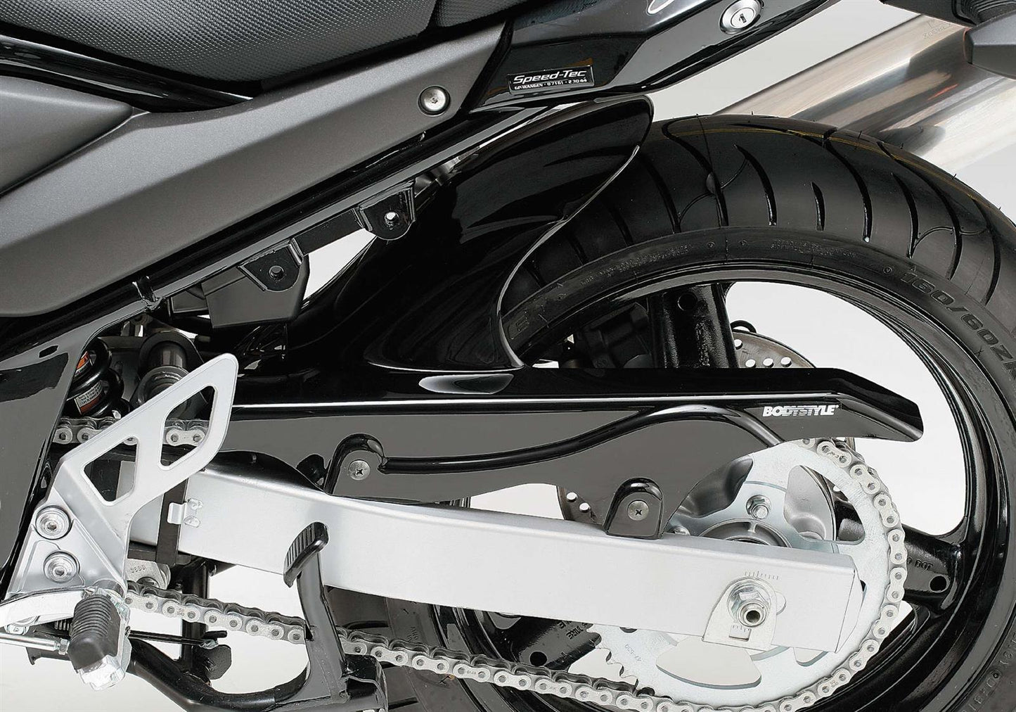 BODYSTYLE Hinterradabdeckung passend für Suzuki GSF 650 Bandit 2005-2006 - Kama Bike Parts