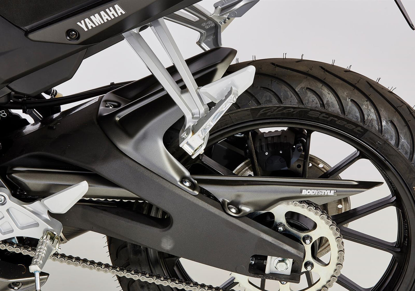BODYSTYLE Hinterradabdeckung passend für Yamaha MT-125 2017-2019 - Kama Bike Parts