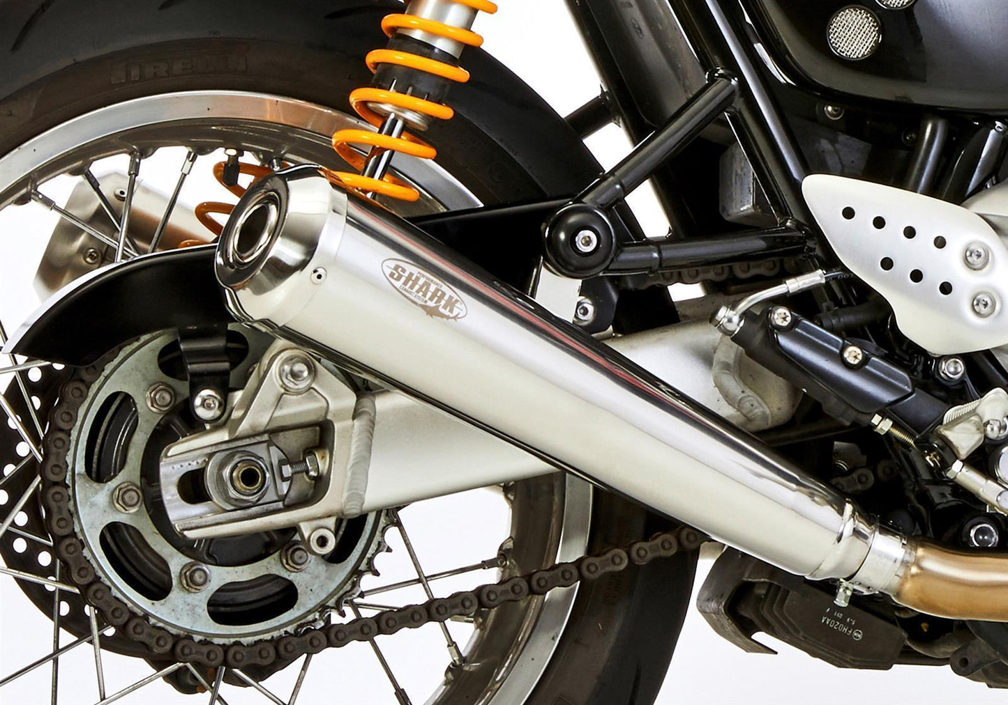 SHARK Retro Auspuff passend für Triumph Thruxton 2004-2015 - Kama Bike Parts