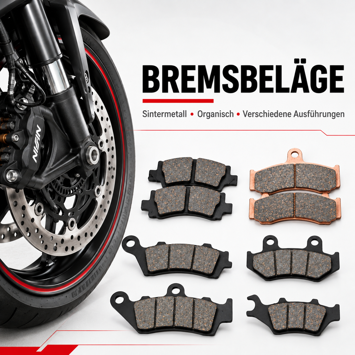 Motorrad-Bremsbeläge in verschiedenen Formen neben einem Vorderrad mit Scheibenbremse.