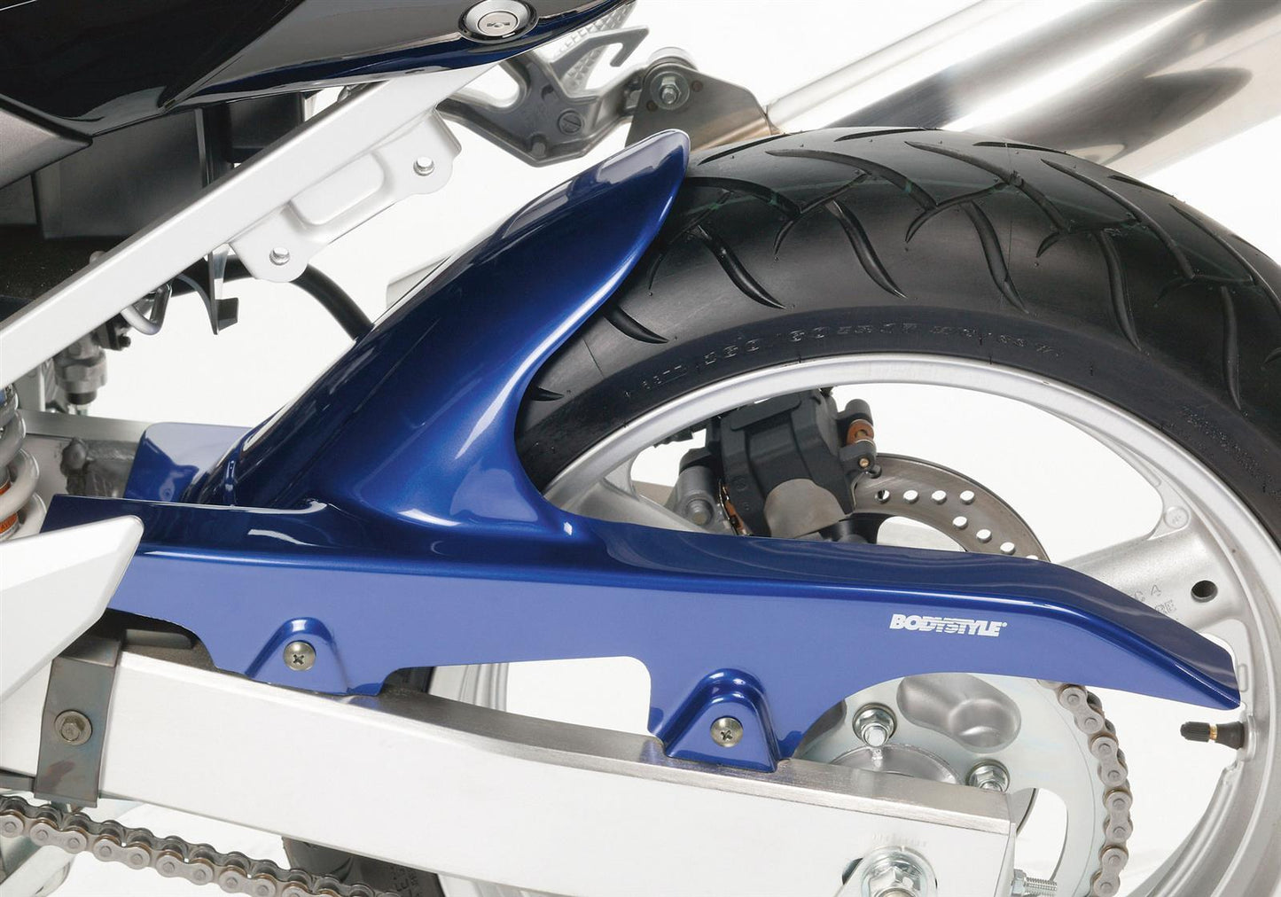 BODYSTYLE Hinterradabdeckung passend für Suzuki SV 650 N 2003-2008 - Kama Bike Parts
