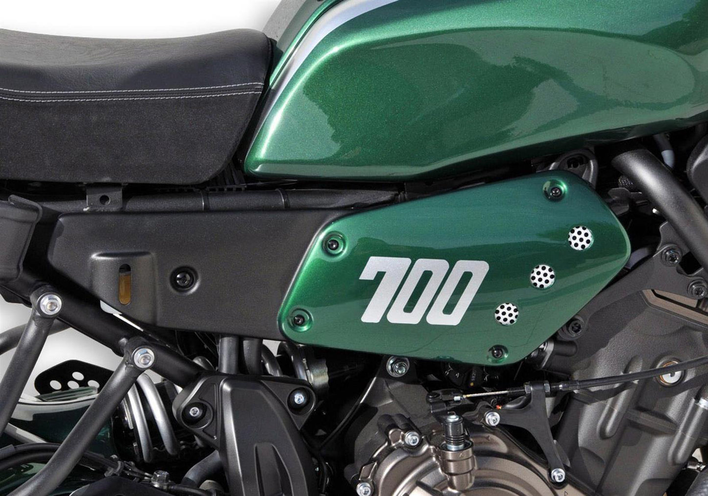 BODYSTYLE Seitenteile passend für Yamaha XSR 700 2016-2018 - Kama Bike Parts