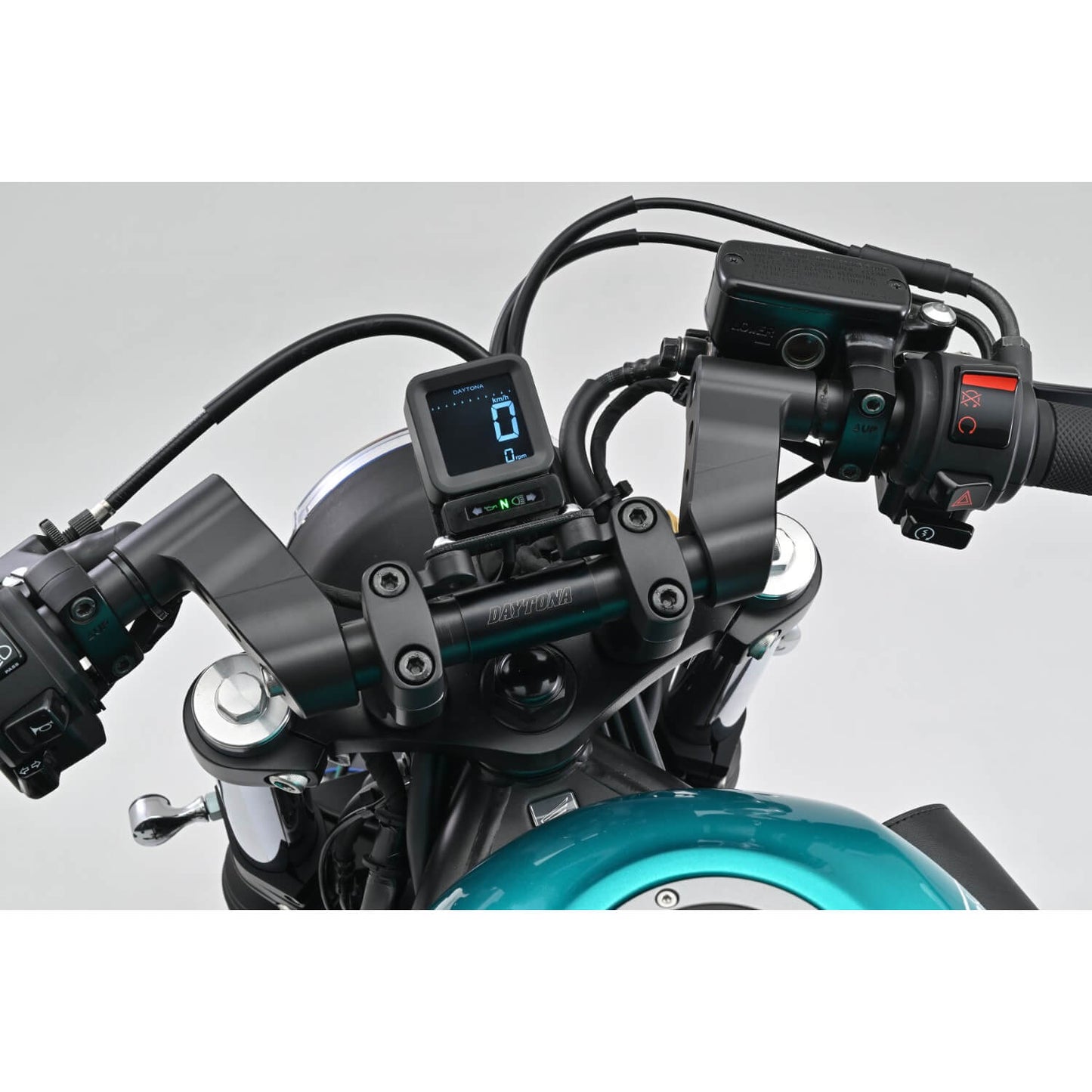 DAYTONA CUBE Digitaler LCD Tacho mit Drehzahlmesser - Kama Bike Parts