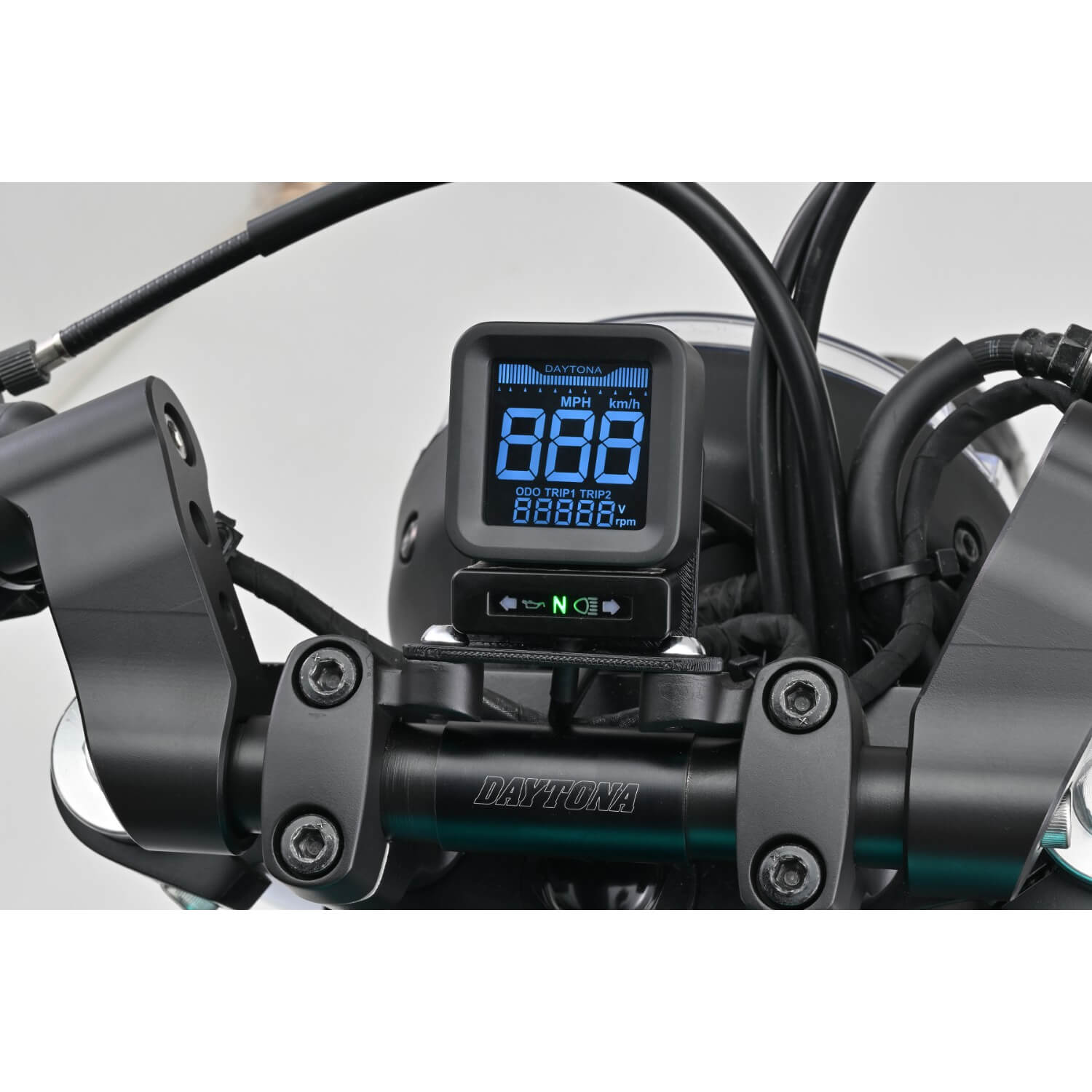 DAYTONA CUBE Digitaler LCD Tacho mit Drehzahlmesser - Kama Bike Parts