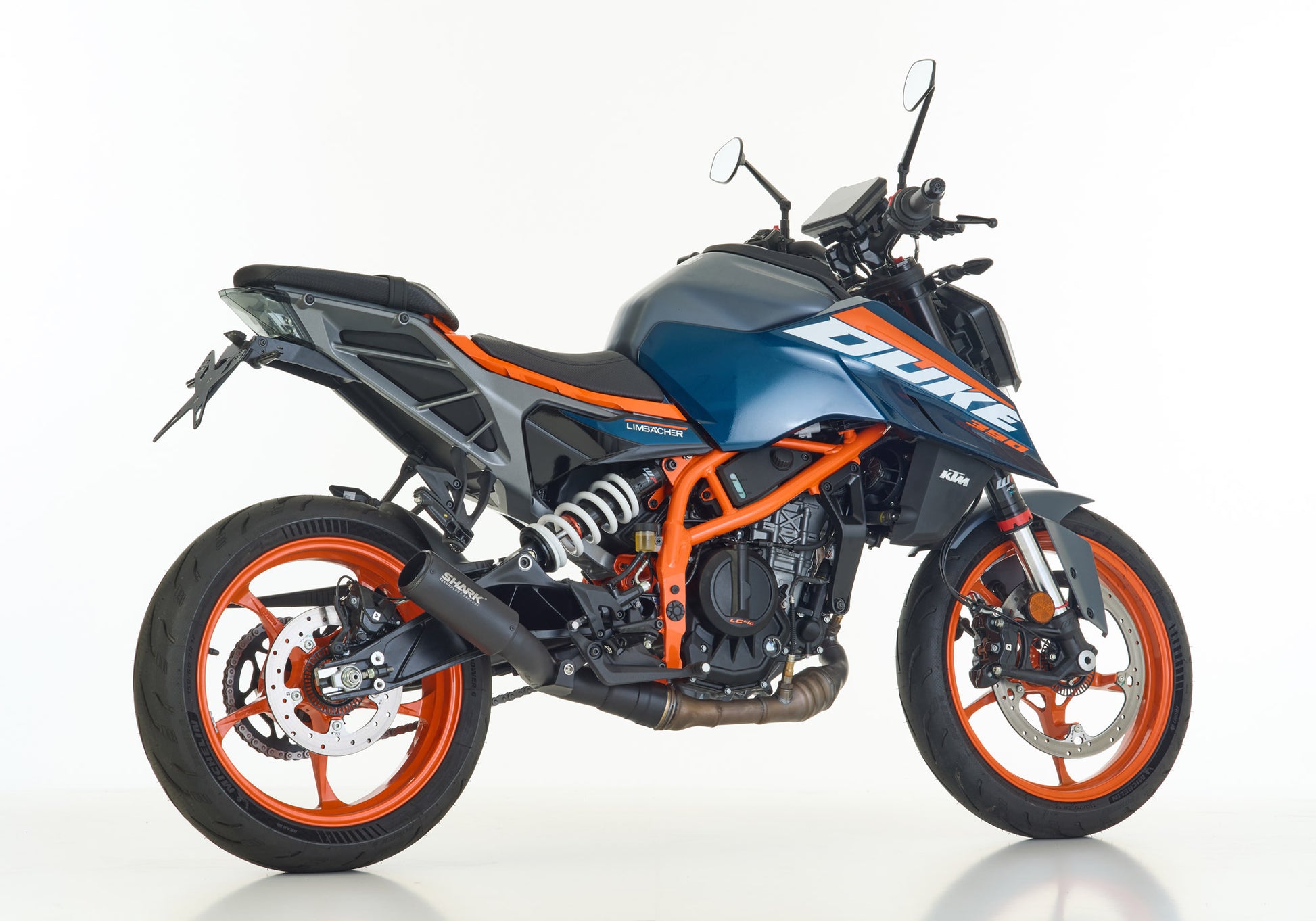 SHARK RCT Slip on Aupuff (1-1) passend für KTM 125 Duke 2024-2025 - Kama Bike Parts