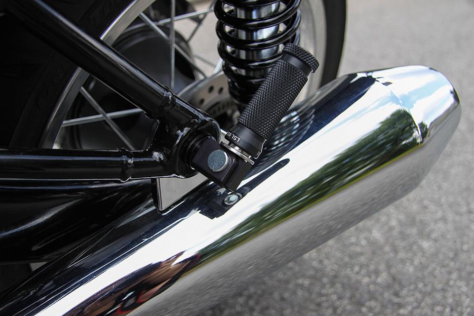 LSL Soziusklappraste klappbar passend für Triumph Thruxton 2016- schwarz - Kama Bike Parts